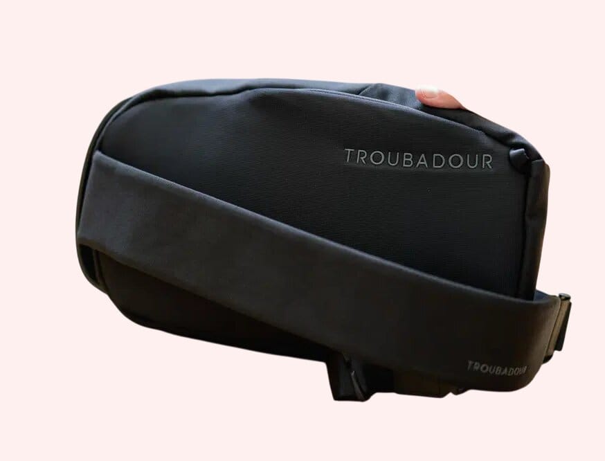 Troubadour minimalist commuter bag.